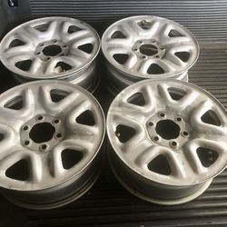 2024 Toyota TUNDRA Factory 18” Steel Wheels