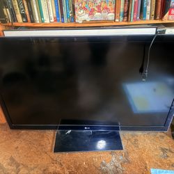 55” LG TV