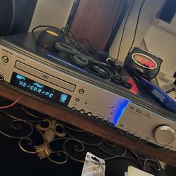 onkyo dvd receiver dr-s2.2 With Speakers 