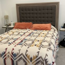 Queen Bedroom Set
