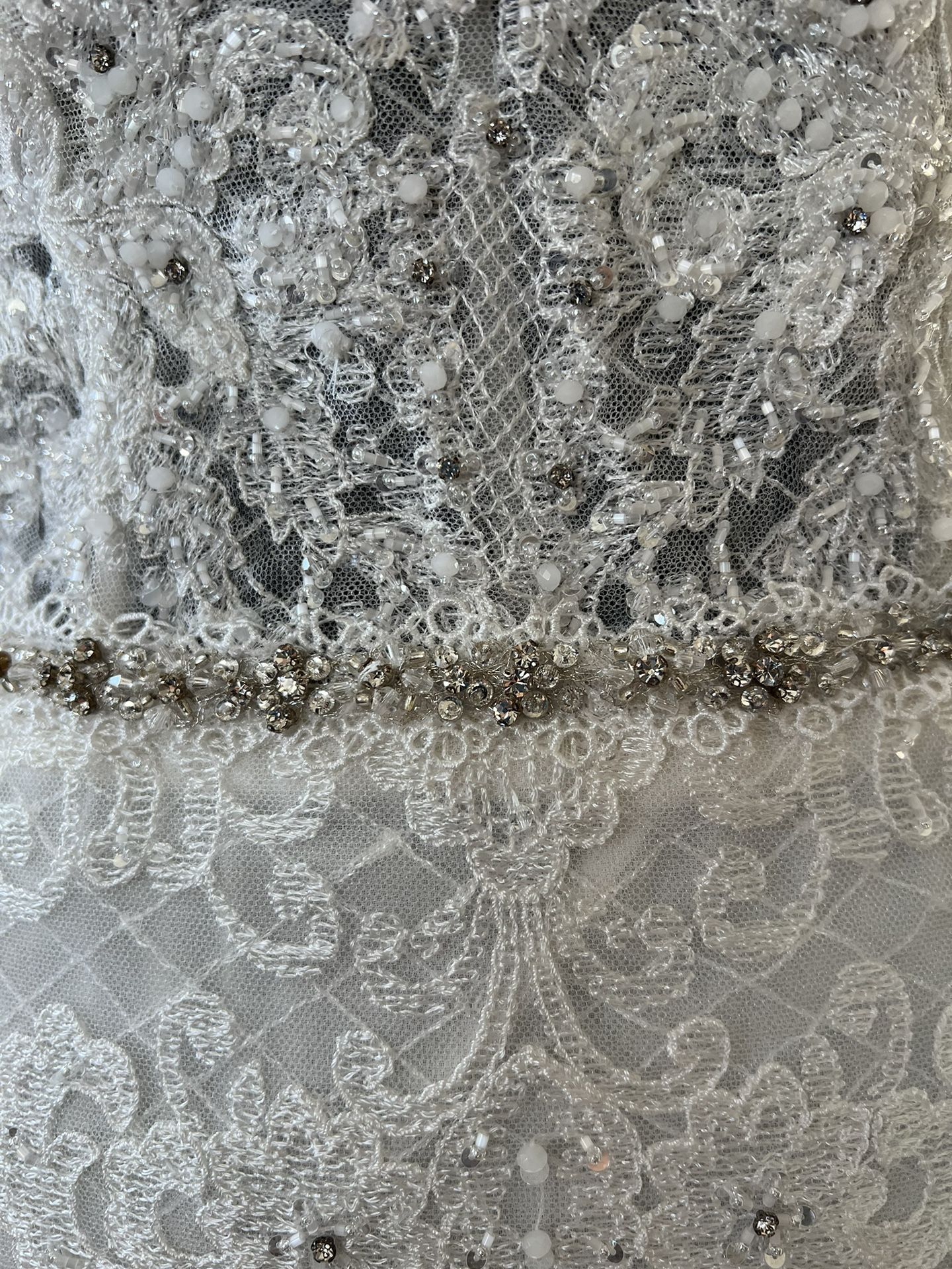 Never Worn wedding Dress