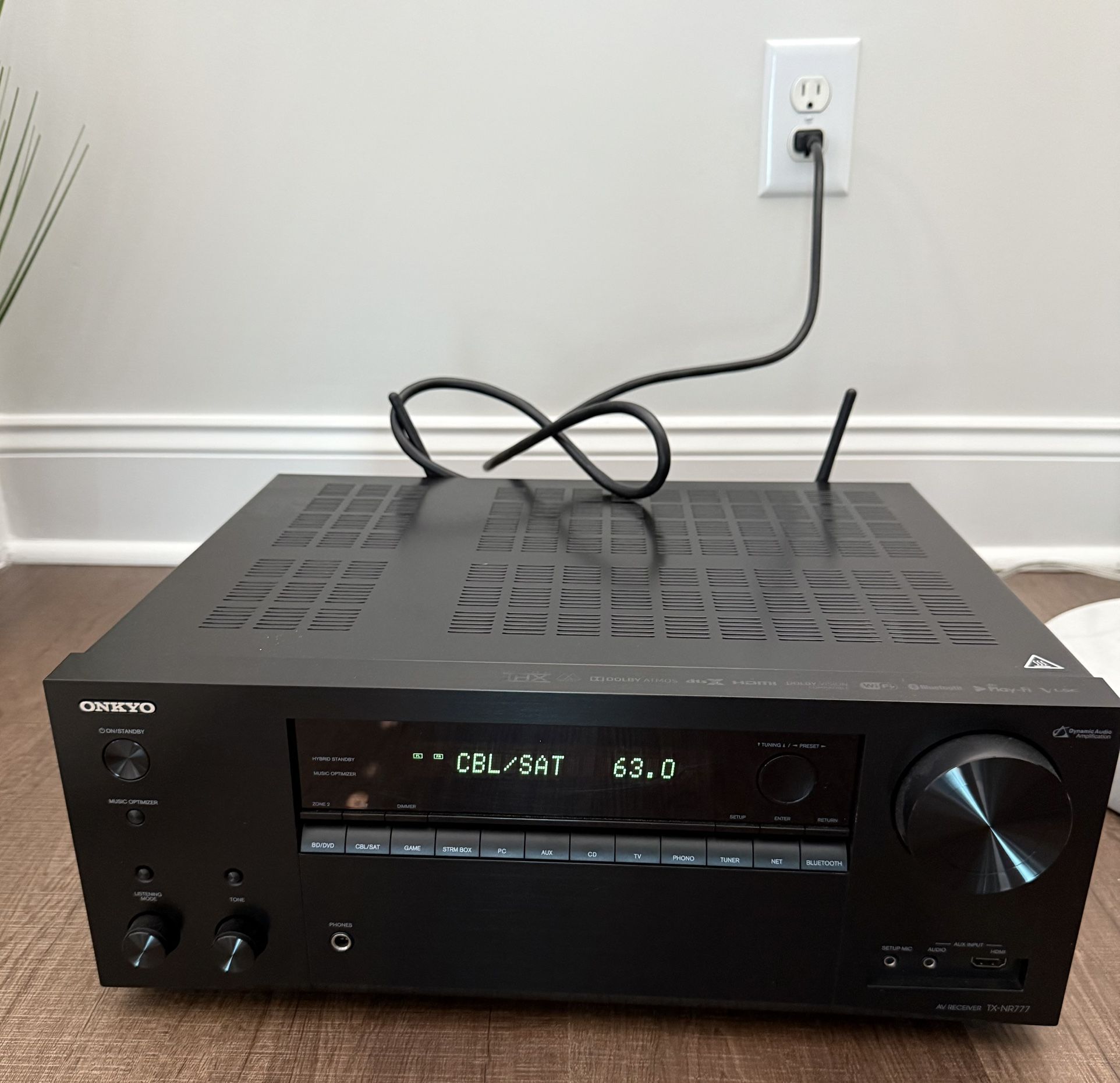 Onkyo TX-NR777 7.2 channel Receiver
