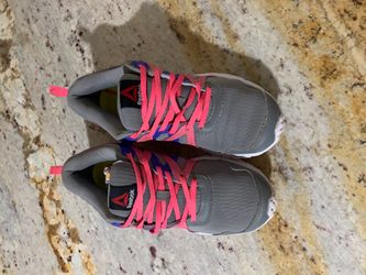 Rebook womans sneakers
