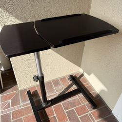 Overbed Bedside Desk Mobile Rolling Laptop Stand Tilting Overbed Table with Wheels Height Adjustable Tray Table for Laptop Bed Sofa Side Table (Black)