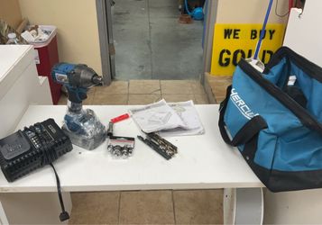 Hercules Cordless Impact Wrench Kit