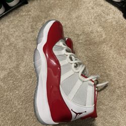 Jordan 11 Cherry