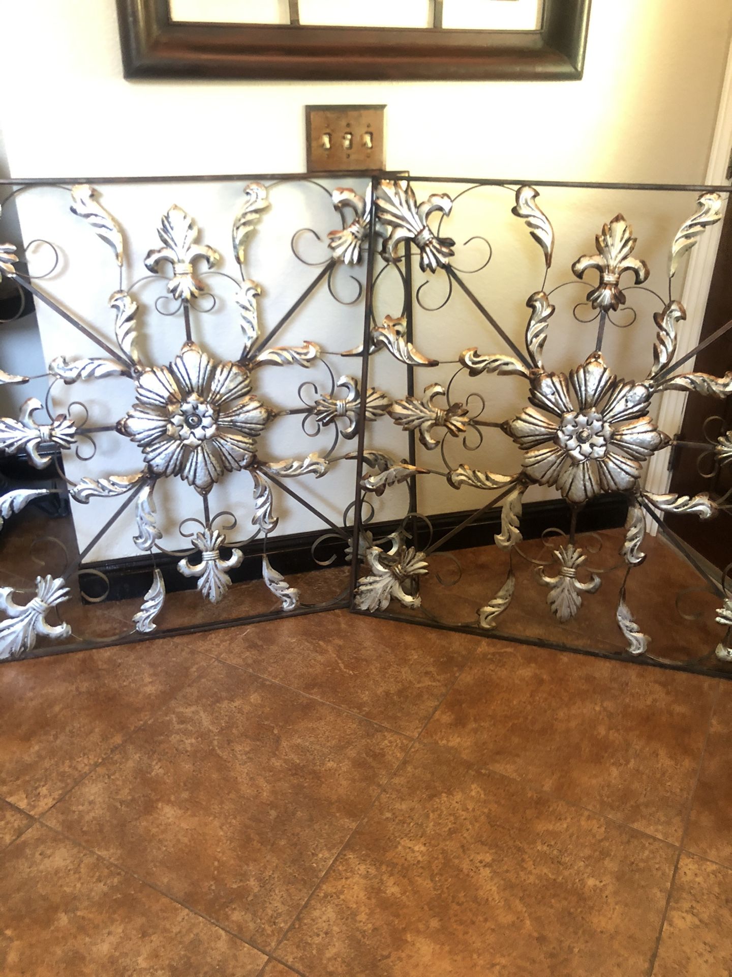 Metal wall decoration like new 40” x 40” , I paid 49.99 each ( for inside or outside)