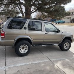 2001 Nissan Pathfinder 4x4