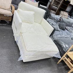 Single Sof a with ottoma n 41Wx55Lx39H, beige