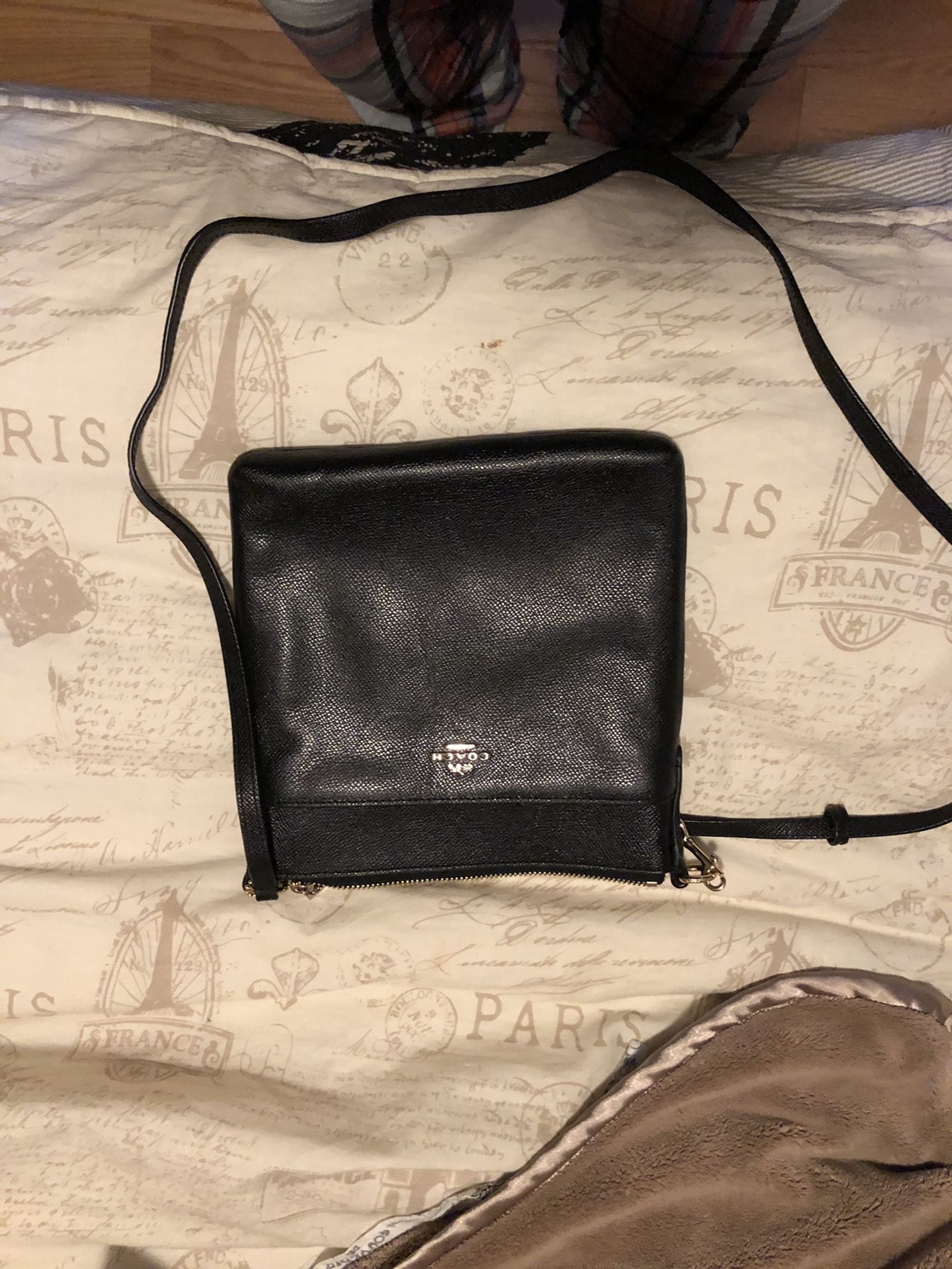 Black coach messenger cross body bag