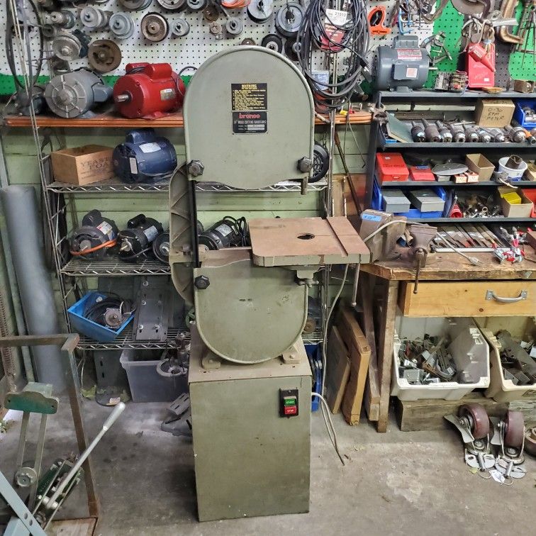 14" Import Wood Bandsaw  / 3/4 Hp Motor 
