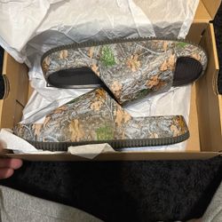 Men’s Nike, Sandals, Size 10