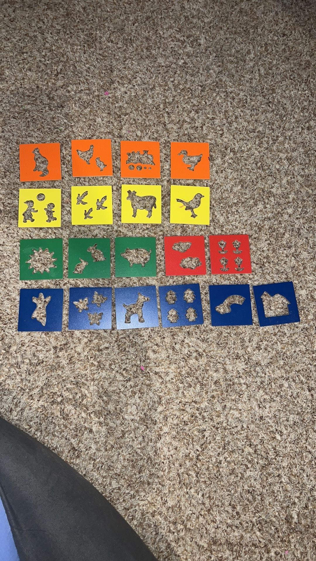 19 PC Wood Stencil Kit - Blue, Green,Orange, yellow, red