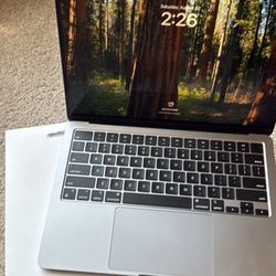 MacBook Air 2023