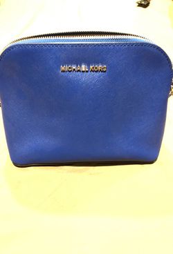 Royal blue cross body michael kors purse for Sale in Oceanside, CA - OfferUp