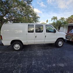 2007 Ford E-250