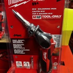 Milwaukee M12 12-Volt Lithium-Ion Cordless Soldering Iron (Tool-Only)