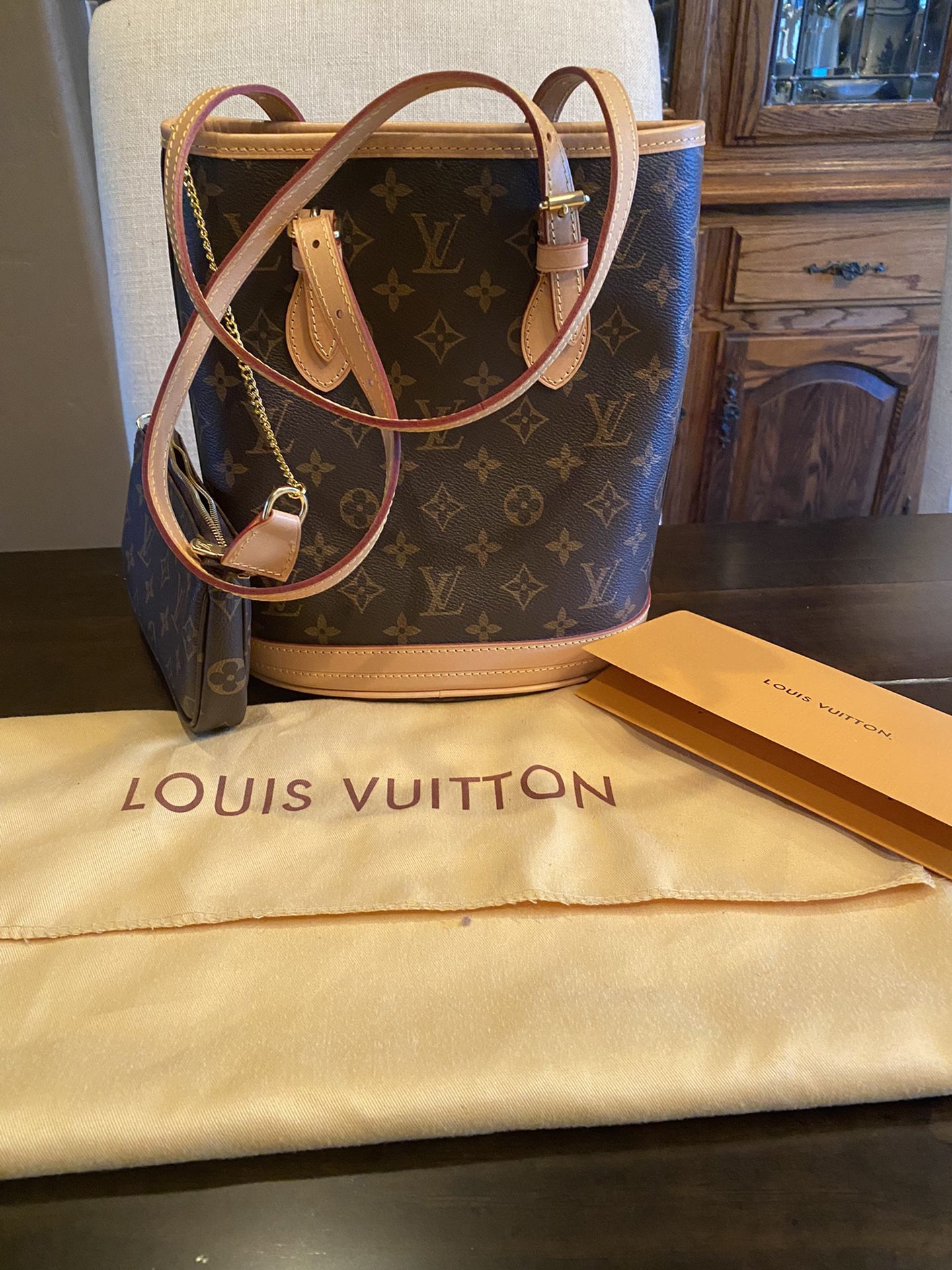 Authentic Louis Vuitton Petite Bucket Purse