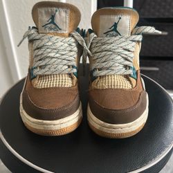 Jordan 4 Retro “Cacao” (3.5Y)