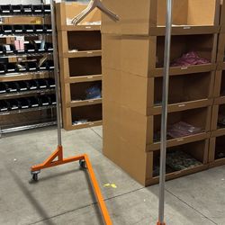 Clothing Racks - 10 Units 