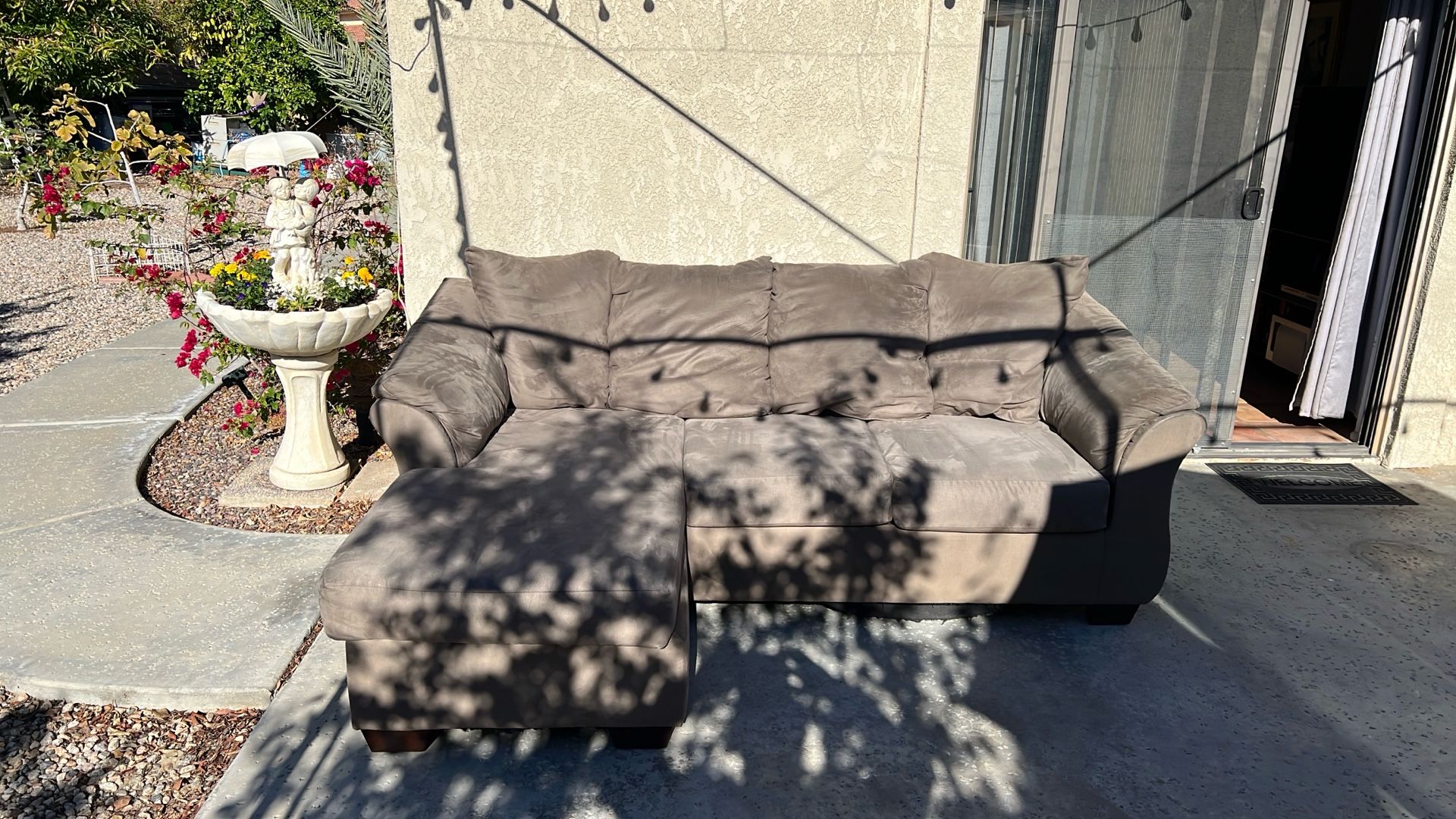Gray 3 seats sofa