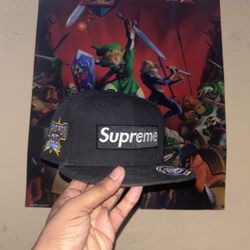 Supreme Hat 