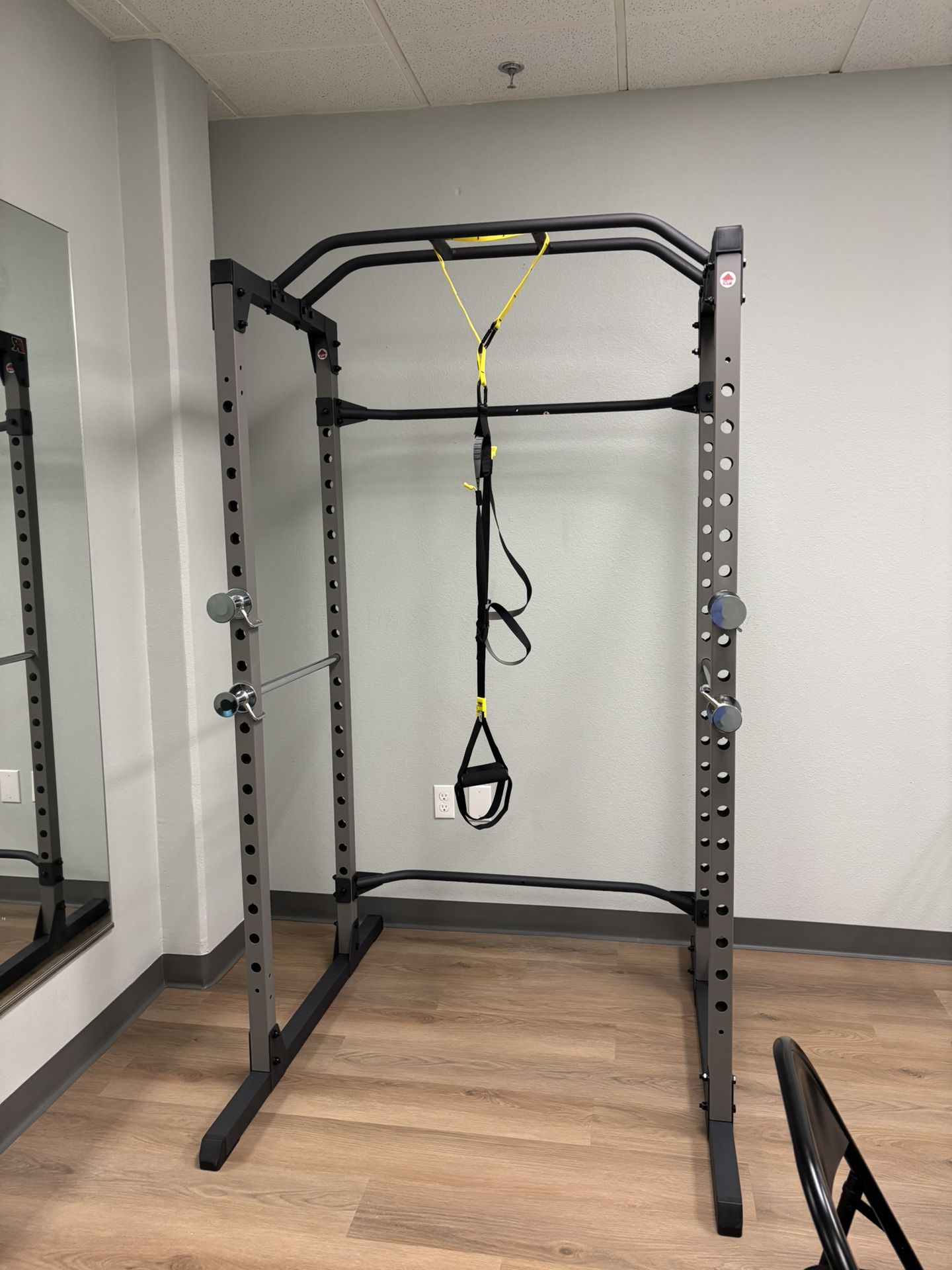 Free Brand New Power Rack(cage) for Sale in Fullerton, CA - OfferUp