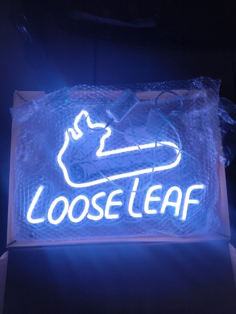 37x37"  Loose Leaf Neon Sign 