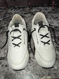 White Low-Top Sneakers with Black Lacess