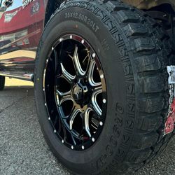 20x10 Rims And Tires 35/1250/20 MT