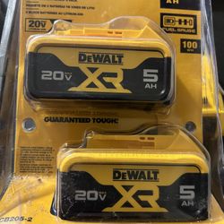 2 batteries dewalt 5.0ah