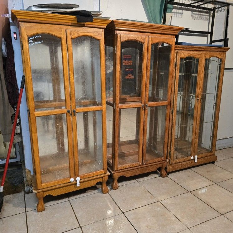 Curio Cabinet's 