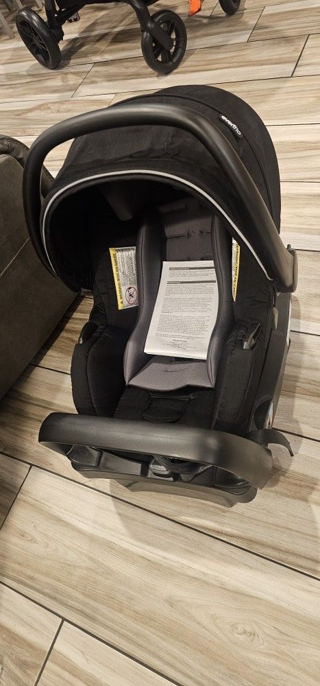 Infant Car Seat And Base