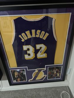 Magic Johnson Signed Los Angeles Lakers Jersey With Authenticity 
