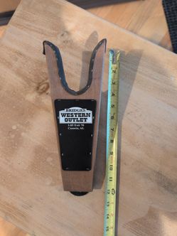 Boot removal jack