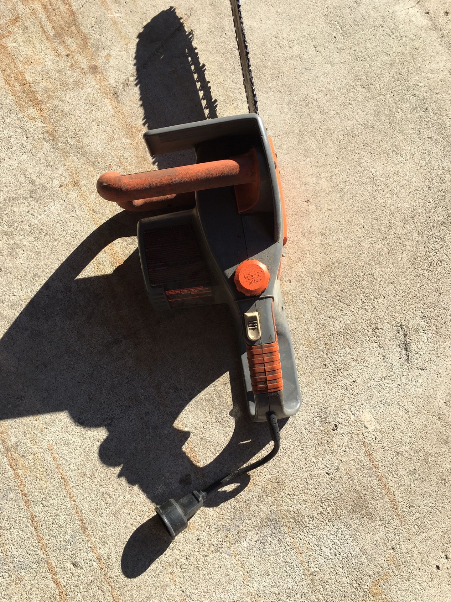 Lawn Detacher $100, chainsaw $45