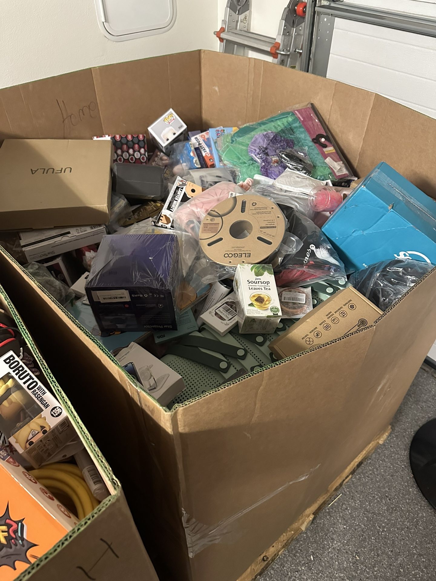 Amazon HPC Liquidation Pallets