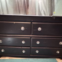 6 Drawer Dresser 