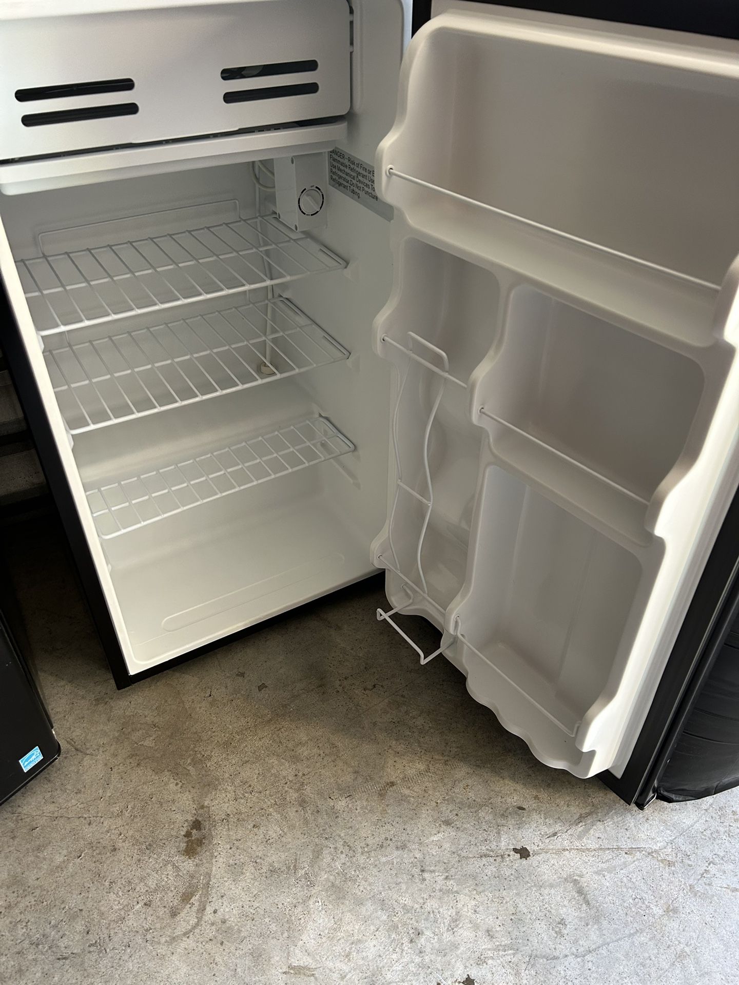 Mini Fridge Refrigerador Pequeño