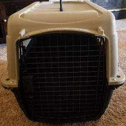 Top Paw Portable Dog Carrier
- Gently Used - Cleaned/Disinfected