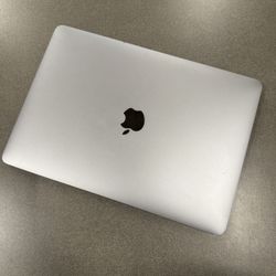 MacBook Air 2020 Model 