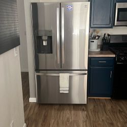 Kenmore Fridge - PLEASE READ DESCRIPTION 