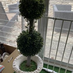 Topiary Ball Insert 30 Inches Tall 