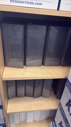 Binders - FREE  (Irvine)