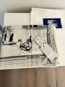 NEW! Burberry London Landmark Wool Silk Scarf