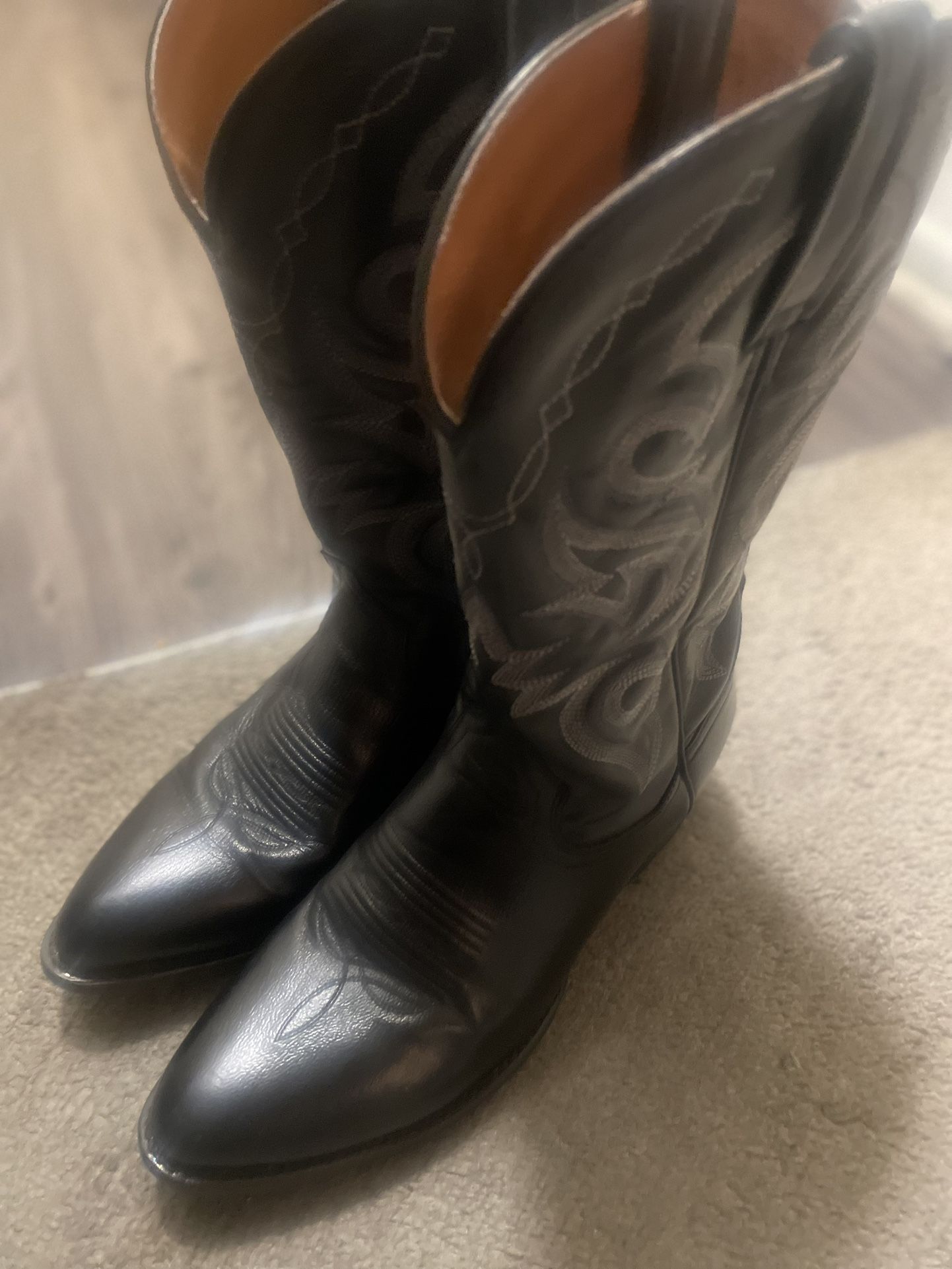 Boots Danpost