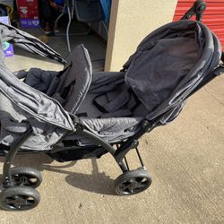 TWO BABY SEAT STROLLER