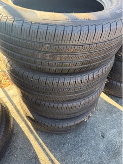 4 tires 225-60-18 Pirelli run flat good condition $200 all four mounted and balanced