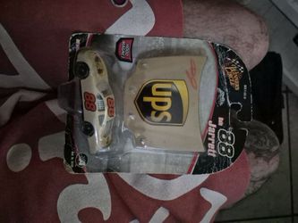 Dale Jarret # 88 Hoodmagnet diecast