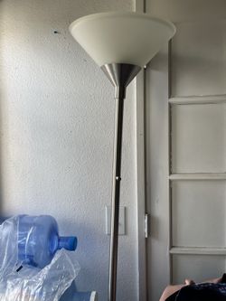 Floor lamp